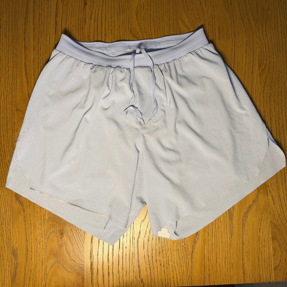 Lululemon Fast and Free Lined Shorts Mens Light Blue Perforated Running Gym